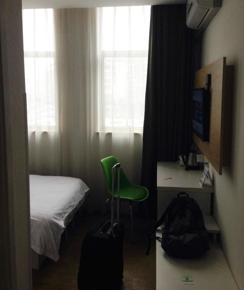 Motel 168 Huanglong Trade Area Branch Γουενζού Εξωτερικό φωτογραφία